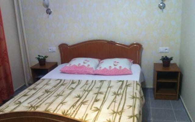 Guest House U Dyadi Pashi