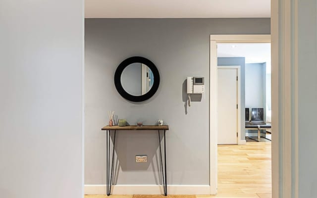 Spacious Modern Flat in Chelsea Harbour