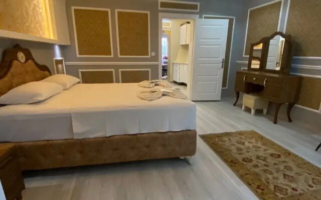 Elisa Hotel