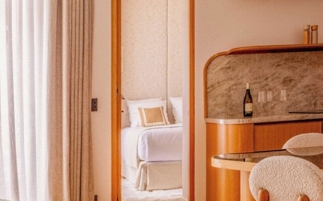 Luxury A/C Apt - 6p/3bdr - Arc de Triomphe
