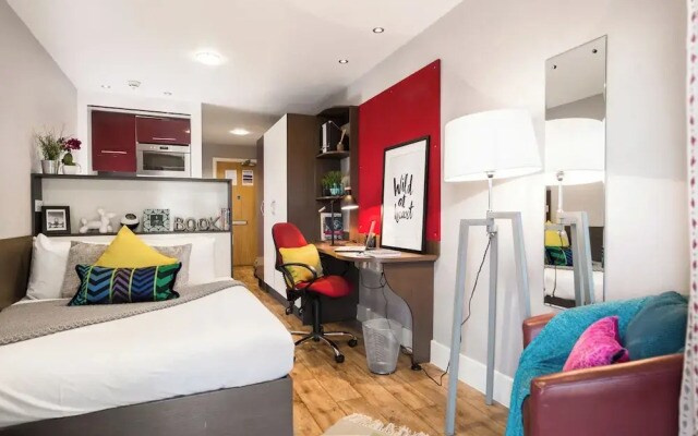 Student Only Dashwood Studios