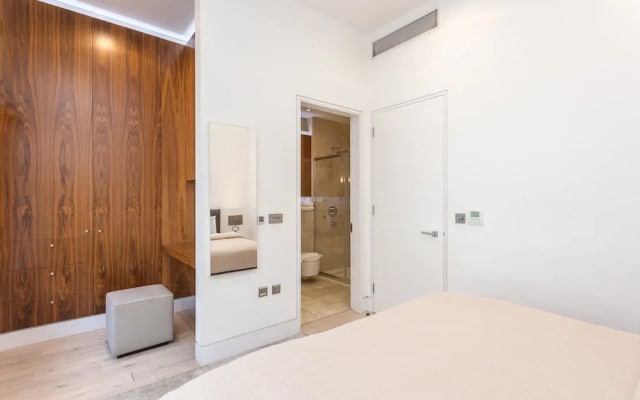 London Kensington Apartment