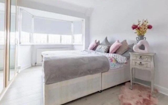 Hidden Gem Minutes From Heathrow Airport