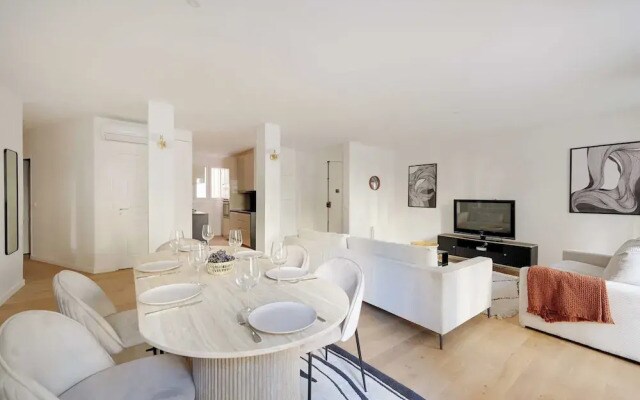 Superb apt A/C - 2br/6p - St Germain-des-pres
