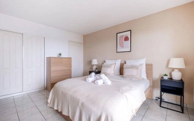 Appartement Exquis à La Défense