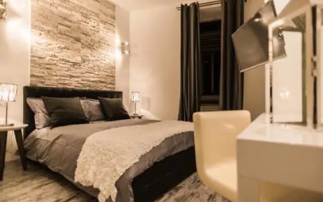 Trevi & Pantheon Luxury Rooms