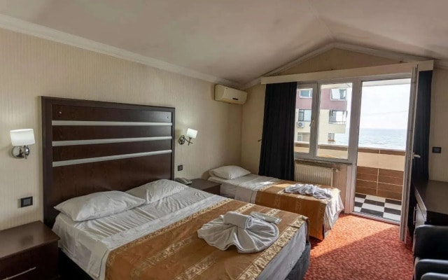 Grand Gold Hotel