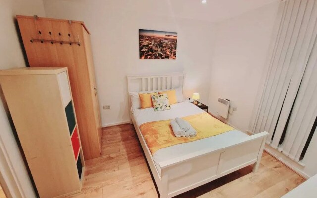 Deluxe 2-bed Apartment Near Shoreditch