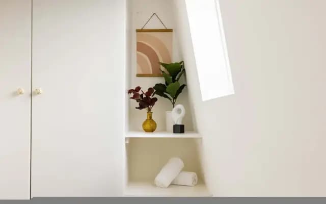 Stylish 2 Bedroom Apartment - Shepherd s Bush