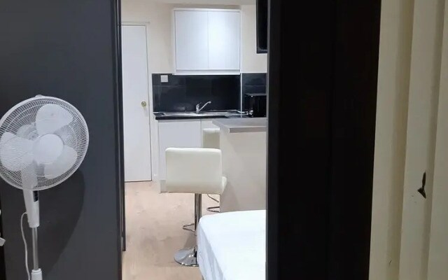 Budget Ensuite Room in Thamesmead