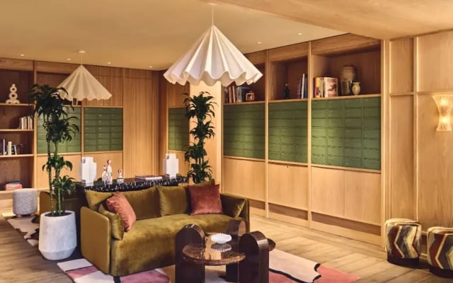Elegant Two-bedroom Flat With a Spacious Balcony