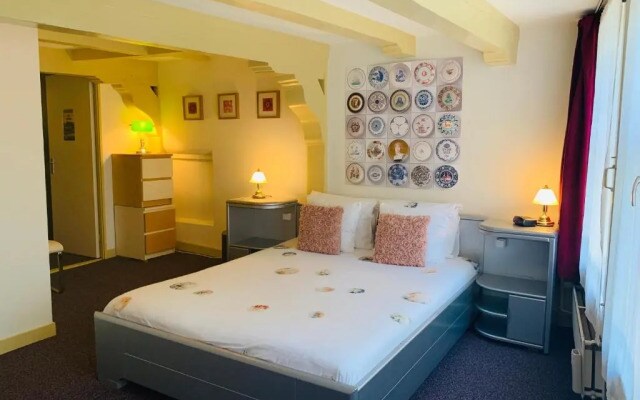 Amsterdam Central Guest House