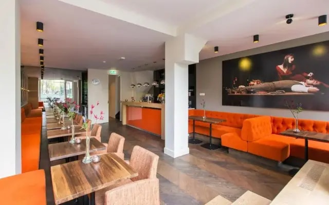 The Amsterdam Canal Hotel