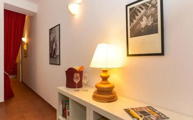 Campo dei Fiori Detached Apartment