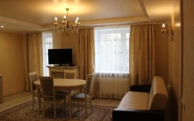 Yunost Hotel
