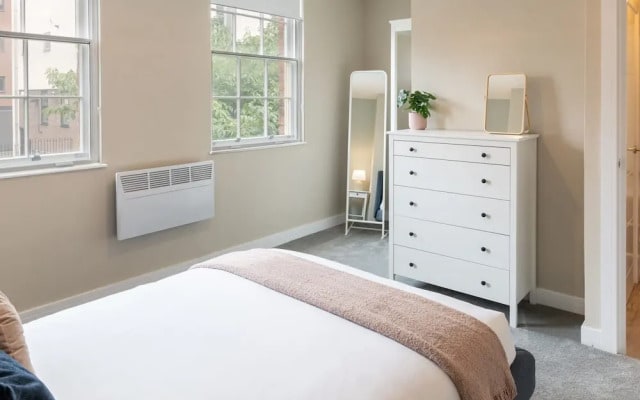 Host Stay The Quarter