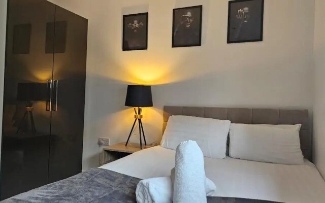 Lovely 2-bed Apartment in Liverpool
