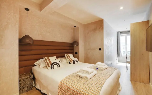 Exceptional 2br/6p Apartment - Caire / Montorgueil