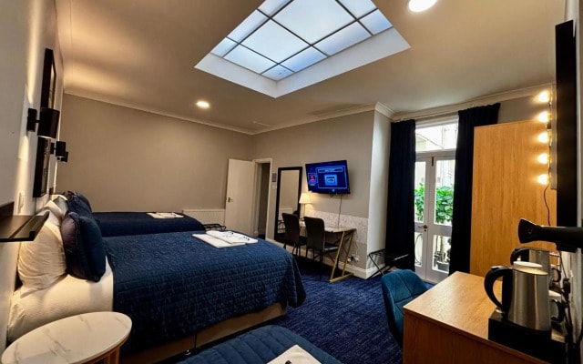 Jubilee Hotel