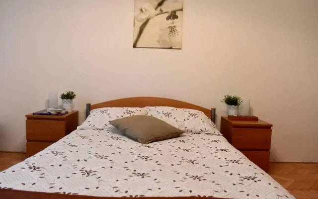 AIRSTAY PRAGUE - 3 BEDROOM residence with SAUNA