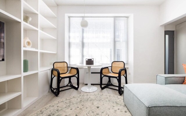 Light-filled Studio With AC - Earl s Court