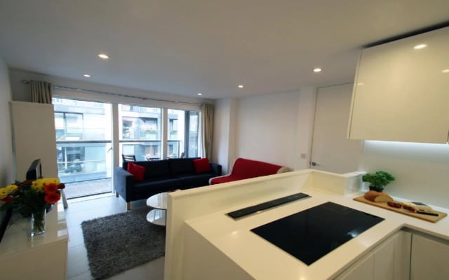 Dance Square Apartments By Thesqua.Re