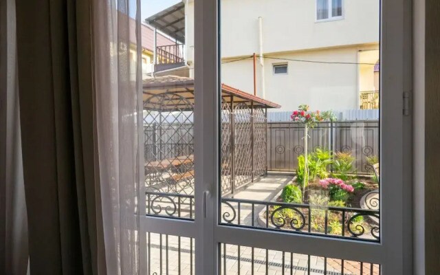 More Apartments na Marsovom 21 (1)