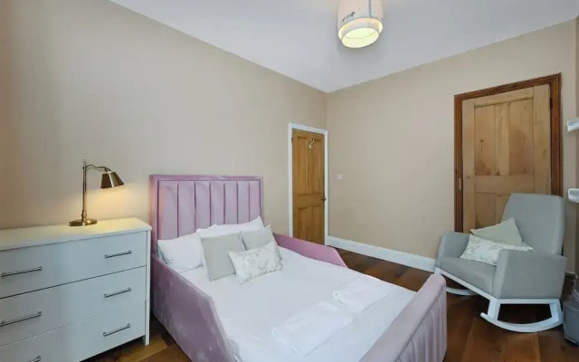 Tealby House