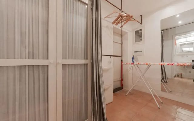 Gonfalone Apartment
