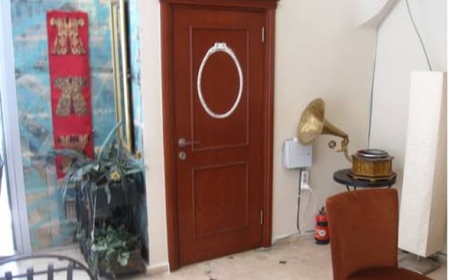 Home Culture Rooms € 60