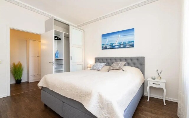 Central Gonsiori, 2 bedroom, Cozy Apartment