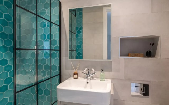 The Regent's Park Retreat - Spacious & Modern 1BDR Flat