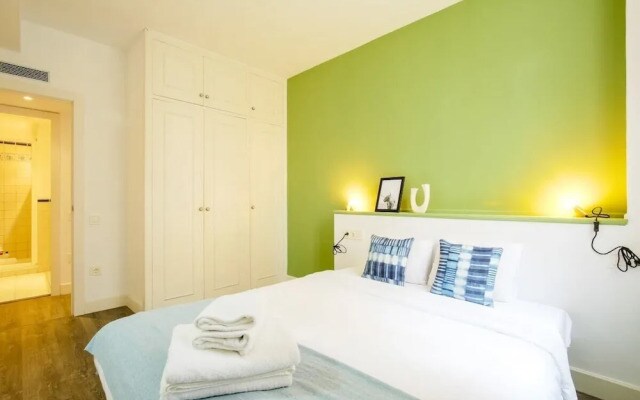 Joyful 2bed Apartment in the Traditional Gracia