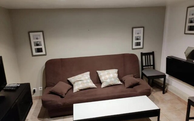 Guest house Drancy