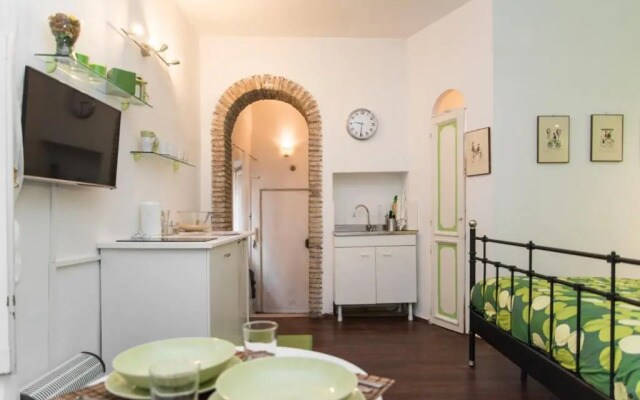 Trastevere Intimate Apartment