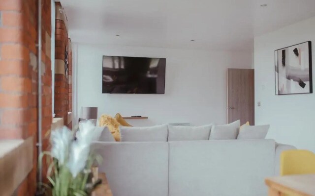 Bv Luxury Apartment Penthouse Conditioning House