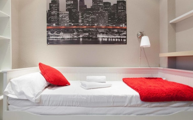 Offer Luxury Apartment Madrid