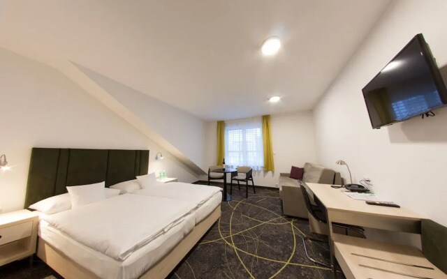 Valcha Apartments