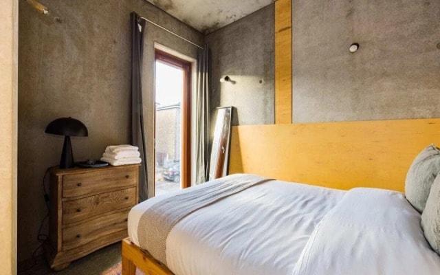 The Victoria Park Sanctuary - Stunning 2bdr Flat
