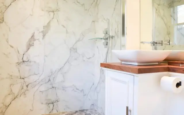 Large 2 Bedroom Apartment in Central London