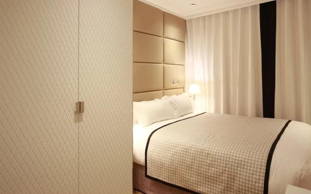 Hotel R de Paris