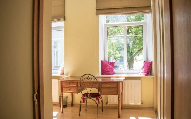 Great Apartment Near Town Hall