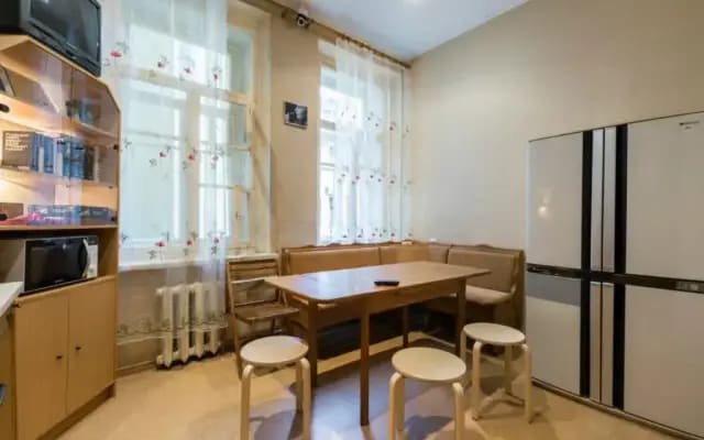 iHostel