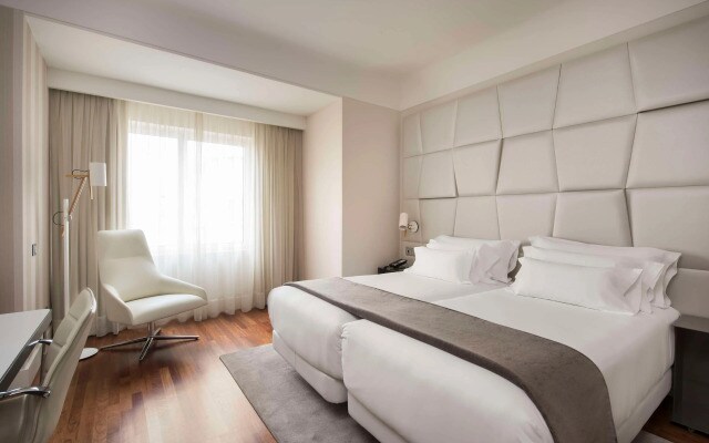 NH Collection Madrid Colón