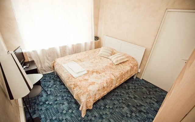 Expo Hotel