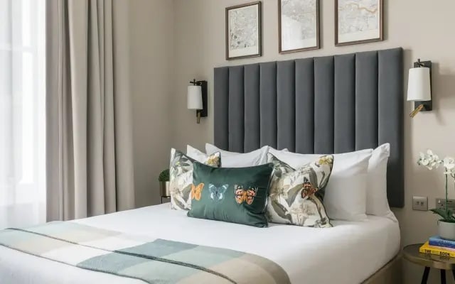 The Selwyn Hotel