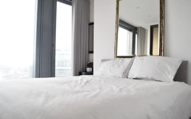 Stylish 2 Bedroom With Access to Pool and Gym