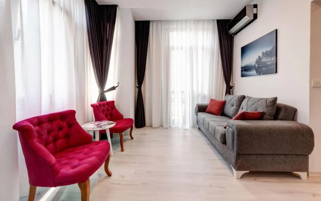 Lime Garden Hotel