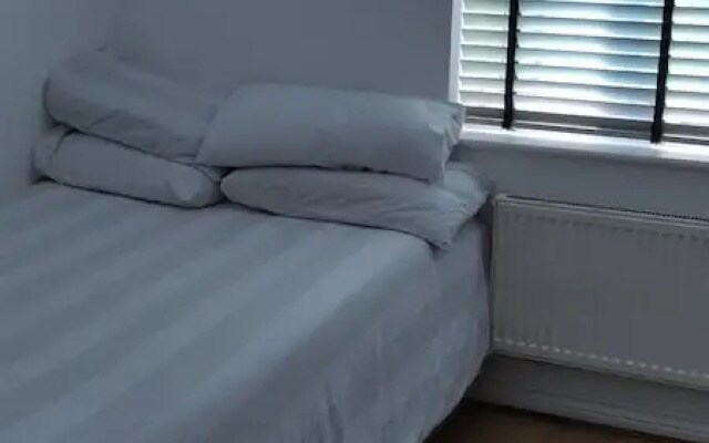 Immaculate 1-bed Apartment in Borehamwood