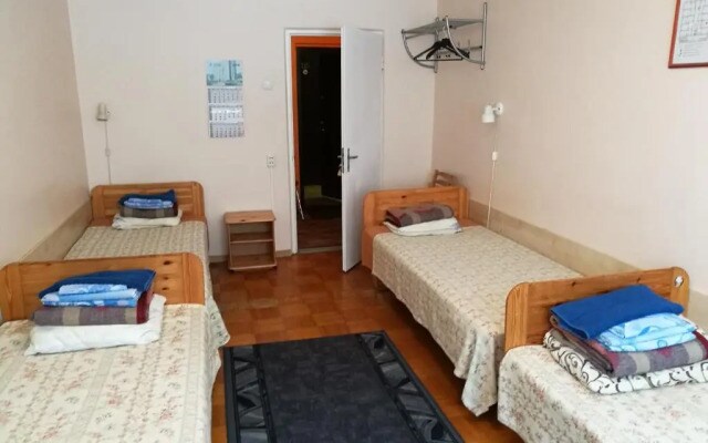 Mahtra Hostel